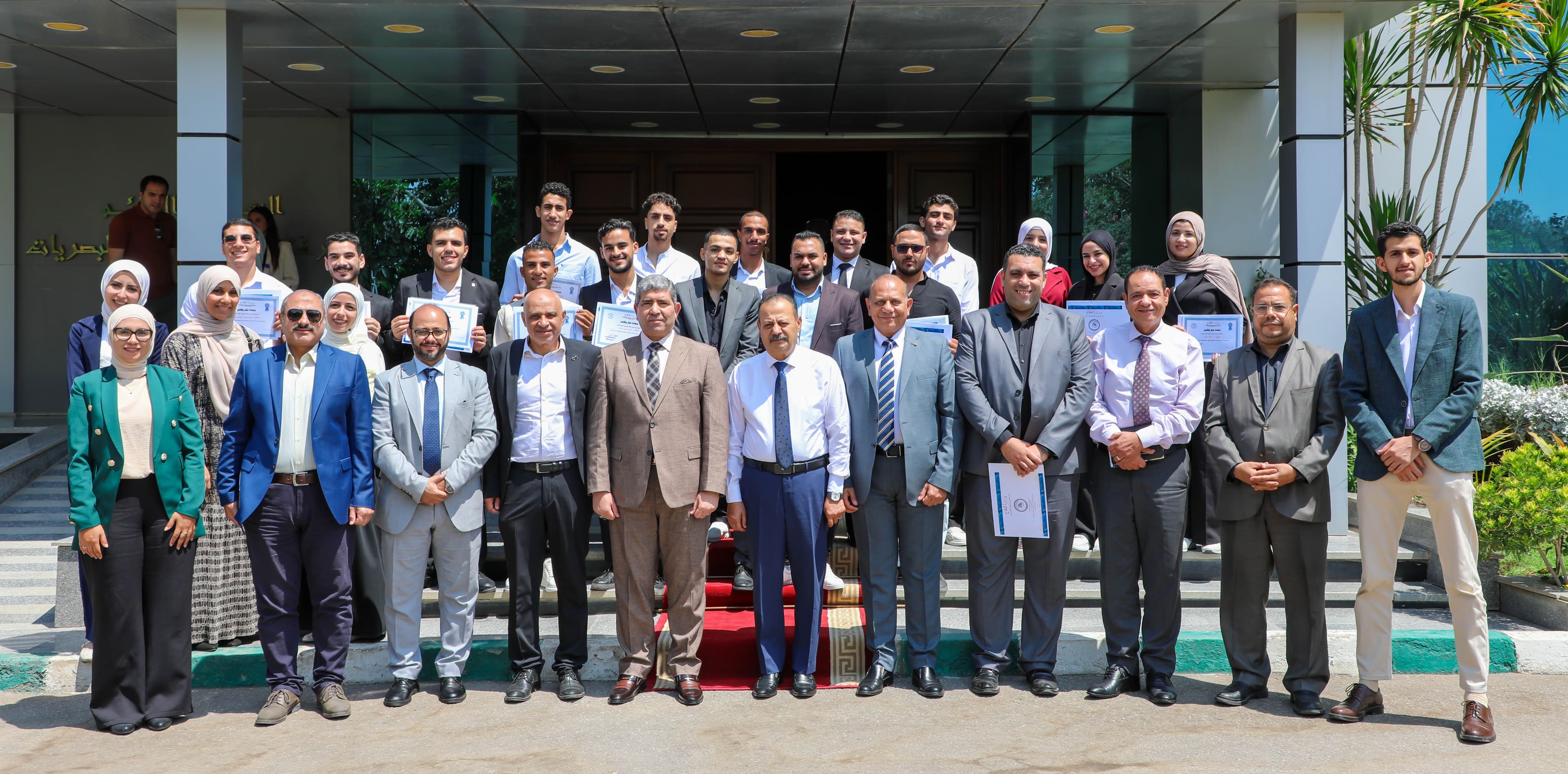 AIO hosts graduation projects exhibition for the Higher Institute of Optics Technology